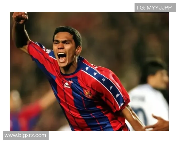 2014年足球球星卡片大揭秘:经典球员风采与历史记忆的完美融合 2014年足球球星卡片大揭秘:经典球员风采与历史记忆的完美融合