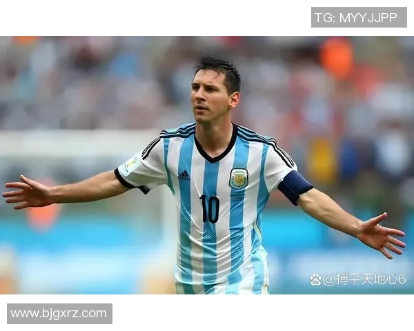 世界足球巨星风云榜：从梅西到C罗的传奇之路与足坛风采