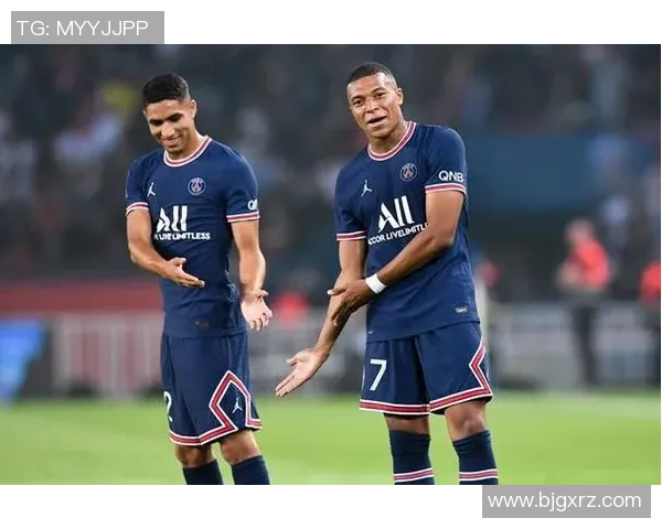 大巴黎球星谁踢的足球背后的故事与成长历程 大巴黎球星谁踢的足球背后的故事与成长历程